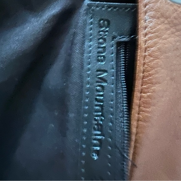 Stone Mountain Leather Crossbody Bag - Picture 7 of 14